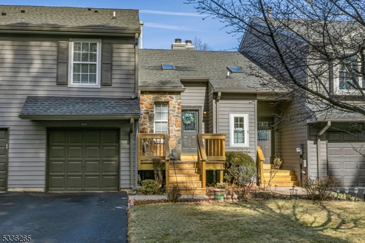 Central NJ/Bucks County, PA Real Estate | View 46 Haverhill Ct | 3 Beds, 2 Baths