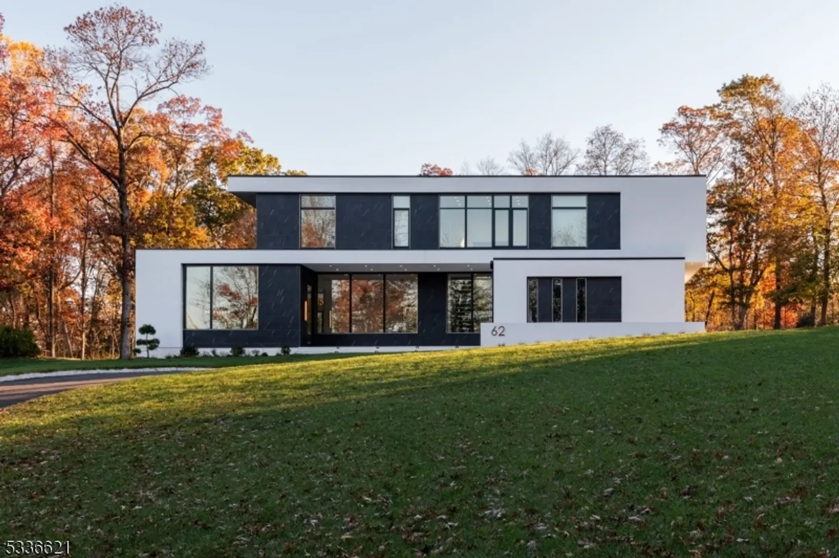 Central NJ/Bucks County, PA Real Estate | View 62 Geiger Ln | Listing