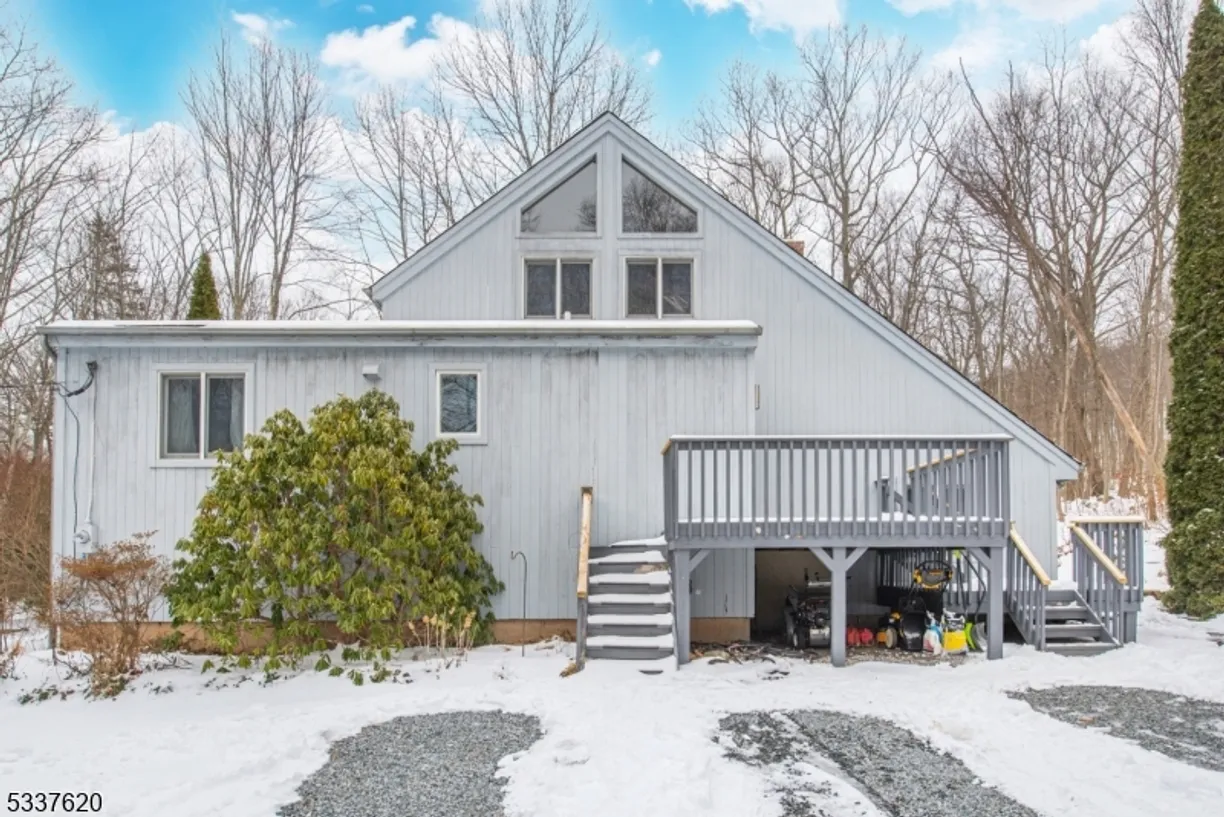 Bergen County Real Estate | View 76 Notch Rd | 4 Beds
