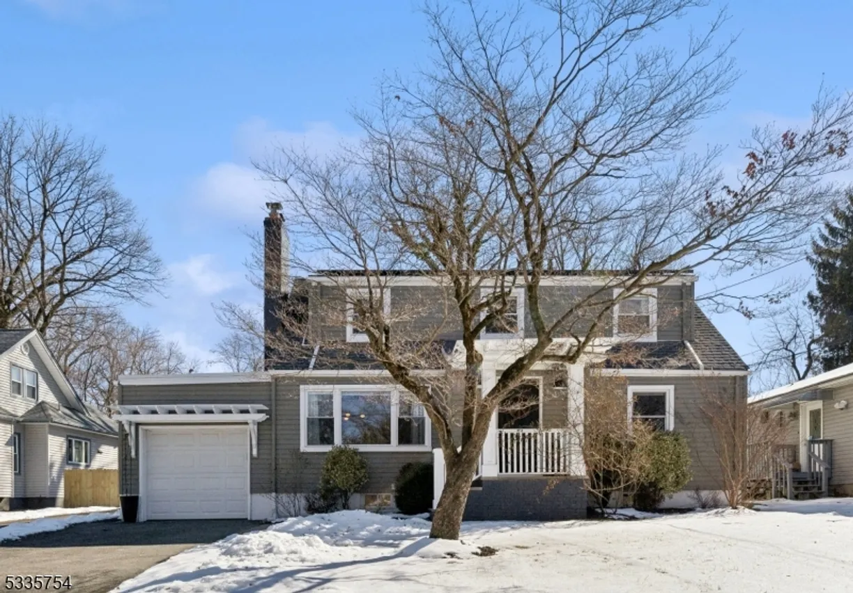 Jersey City/Hoboken Real Estate | View 139 Garrabrant Ave | 4 Beds