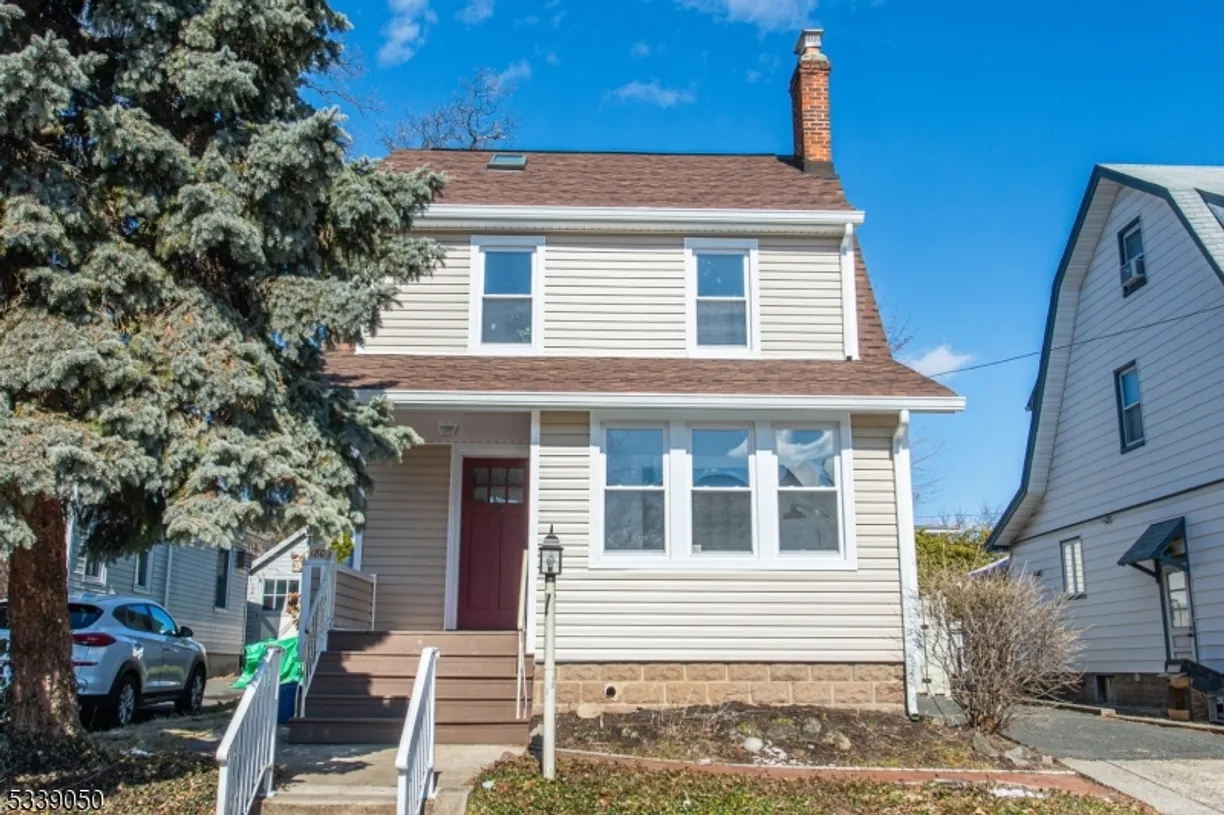 Jersey City/Hoboken Real Estate | View 180 Malone Ave | 4 Beds