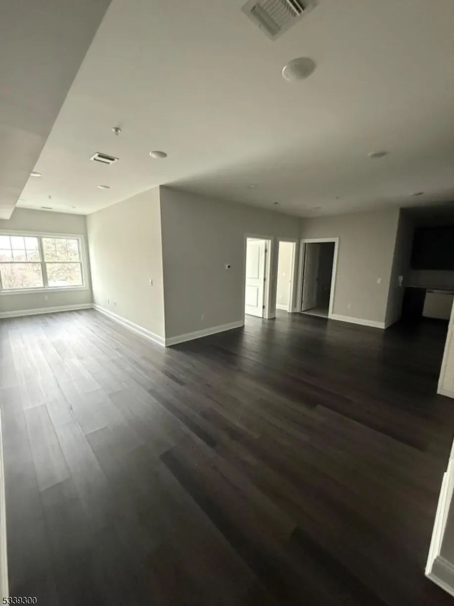 Jersey City/Hoboken Real Estate | View 941 Main St, 2D | 2 Beds, 1 Bath