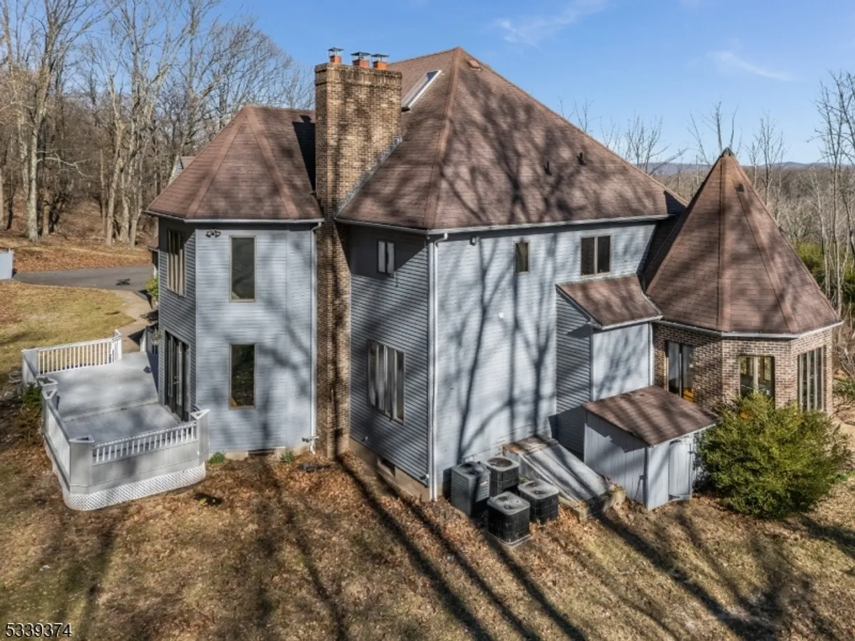 Central NJ/Bucks County, PA Real Estate | View 6 Spring Hill Rd | Listing
