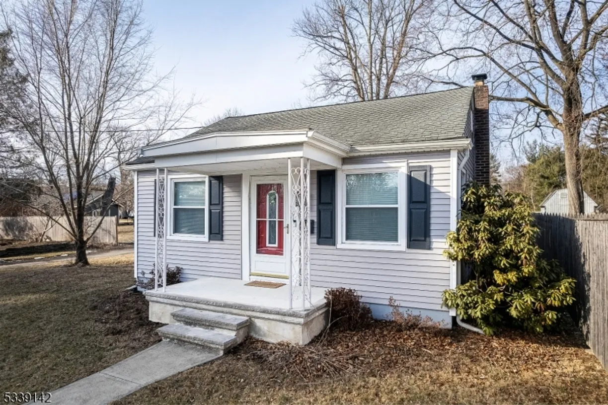 Central NJ/Bucks County, PA Real Estate | View 510 6th St | 2 Beds