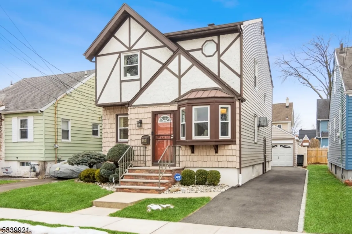 Rockland/Orange/NJ Real Estate | View 150 Butler Avenue | 4 Beds