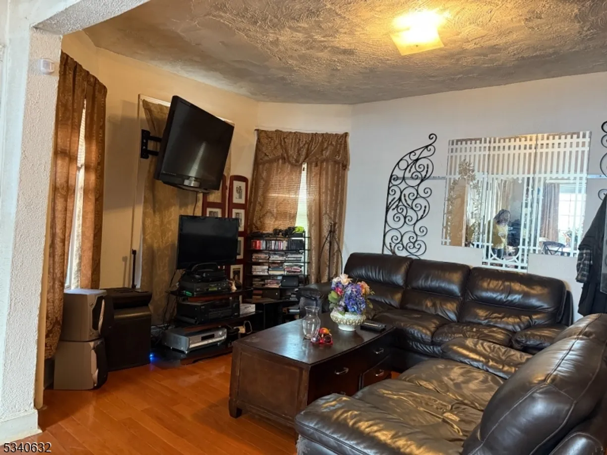 Jersey City/Hoboken Real Estate | View 131 N 19th St | Listing