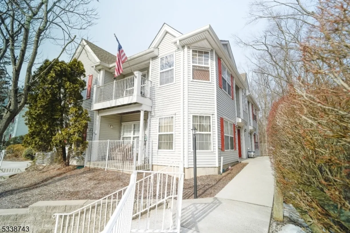 Bergen County Real Estate | View 5213 Tudor Dr, 5213 | 2 Beds
