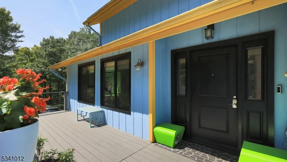 Bergen County Real Estate | View 329 Glen Rd | Listing