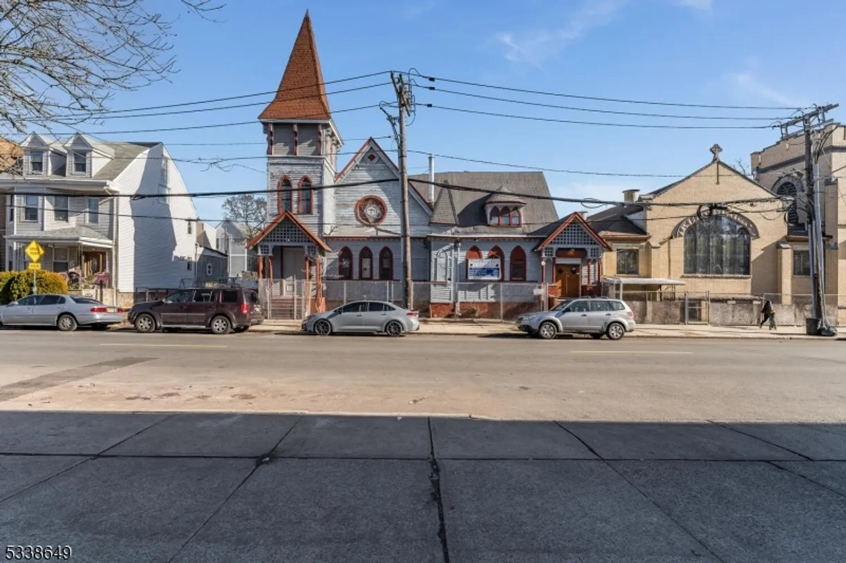 Rockland/Orange/NJ Real Estate | View 220 Littleton Ave