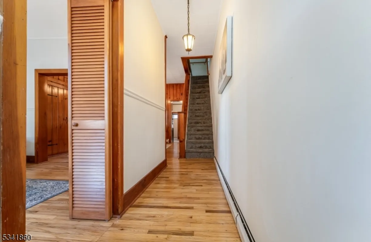 Central NJ/Bucks County, PA Real Estate | View 23 Swan St | Listing