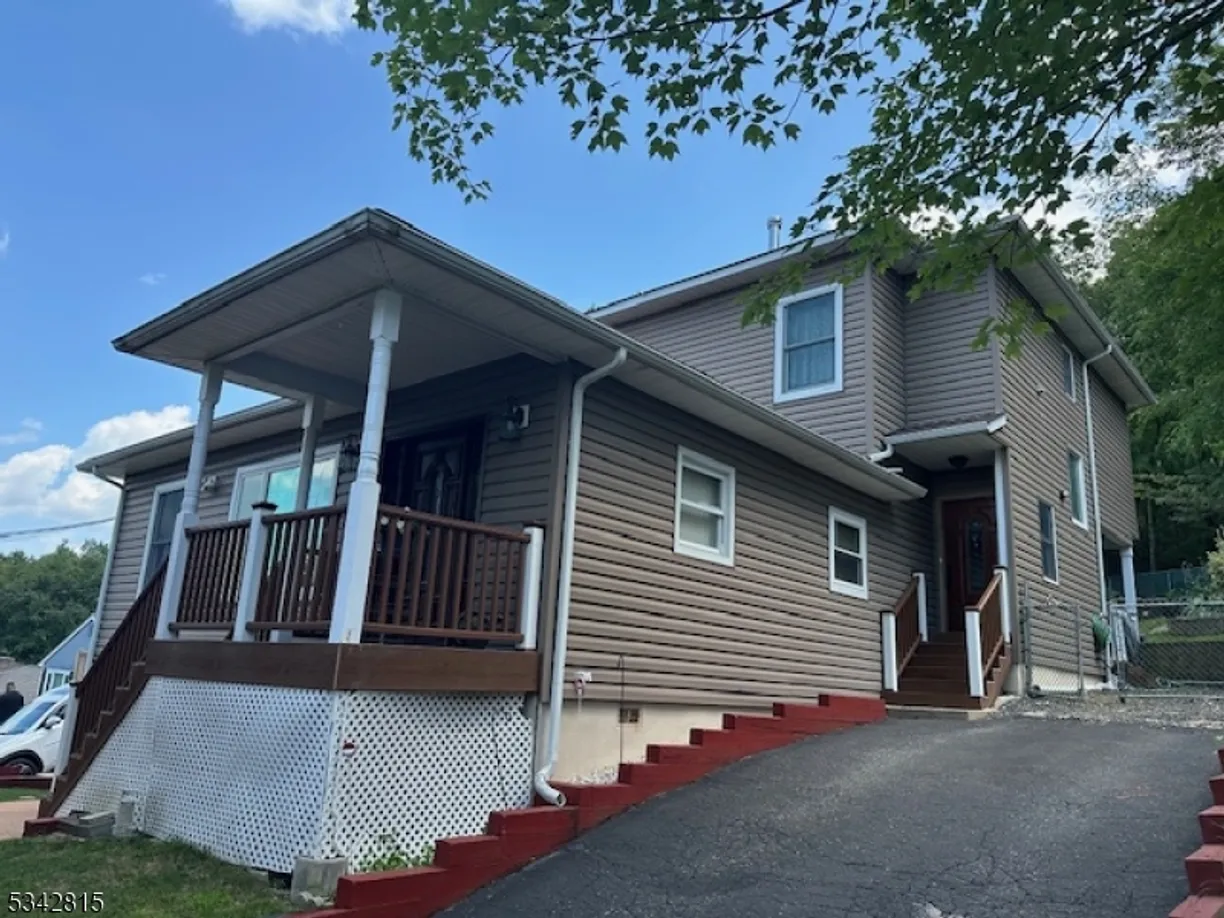 Bergen County Real Estate | View 57 Erie Ave | 3 Beds, 3 Baths