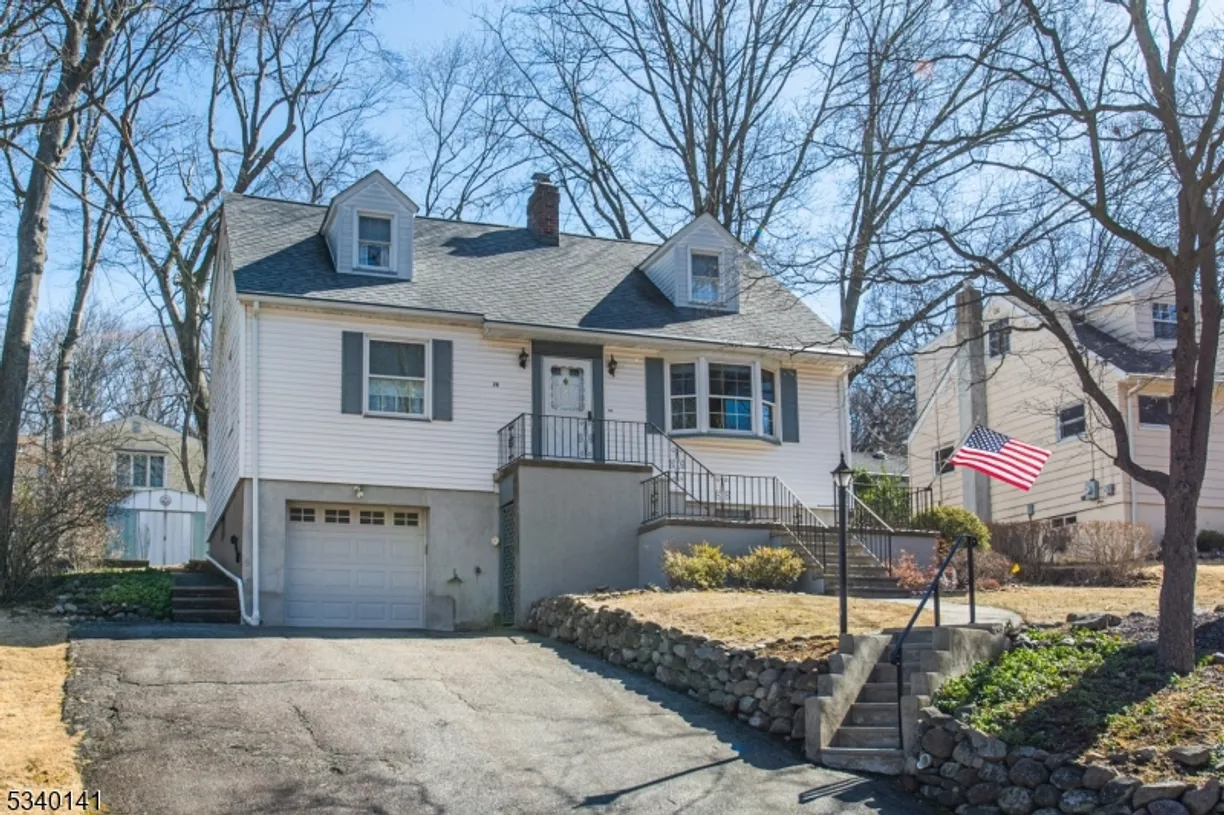 Jersey City/Hoboken Real Estate | View 28 Dogwood Ter | 4 Beds
