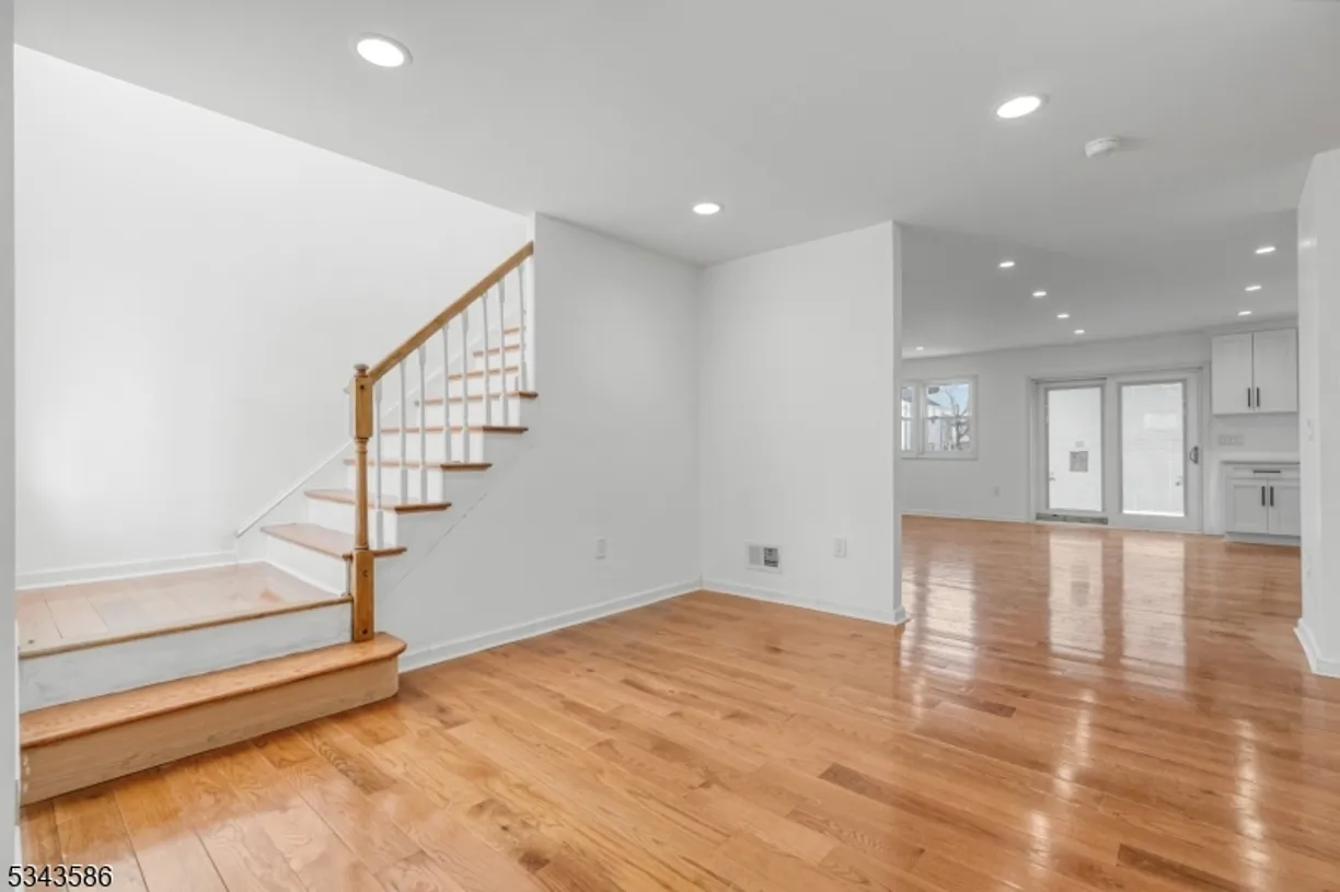Jersey City/Hoboken Real Estate | View 483 Parker Ave | Listing