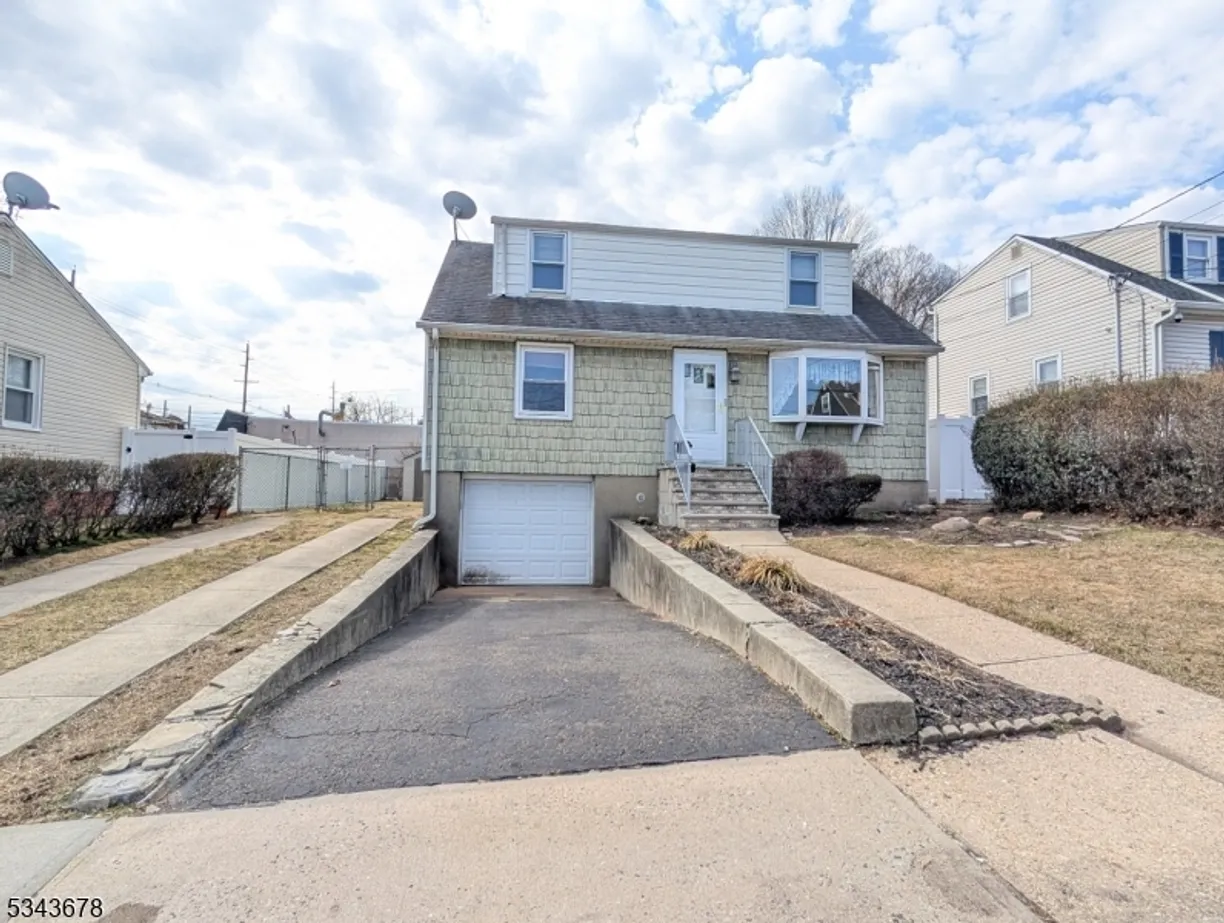 Jersey City/Hoboken Real Estate | View 179 Leonard Pl
