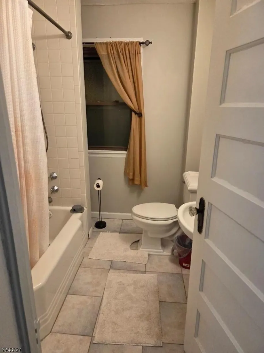 Jersey City/Hoboken Real Estate | View 8 Highland Pl, 2L | Listing
