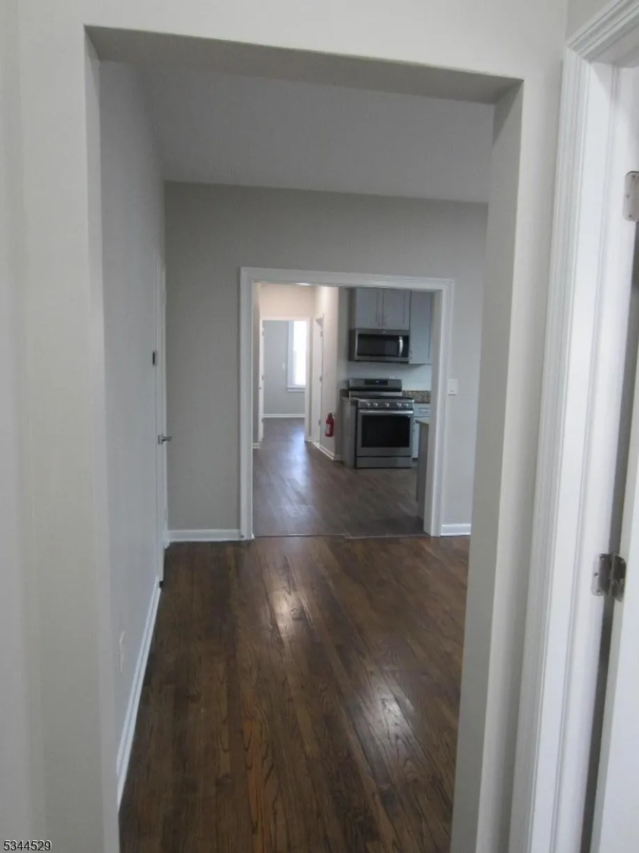 Jersey City/Hoboken Real Estate | View 25 Nelson Pl | Listing