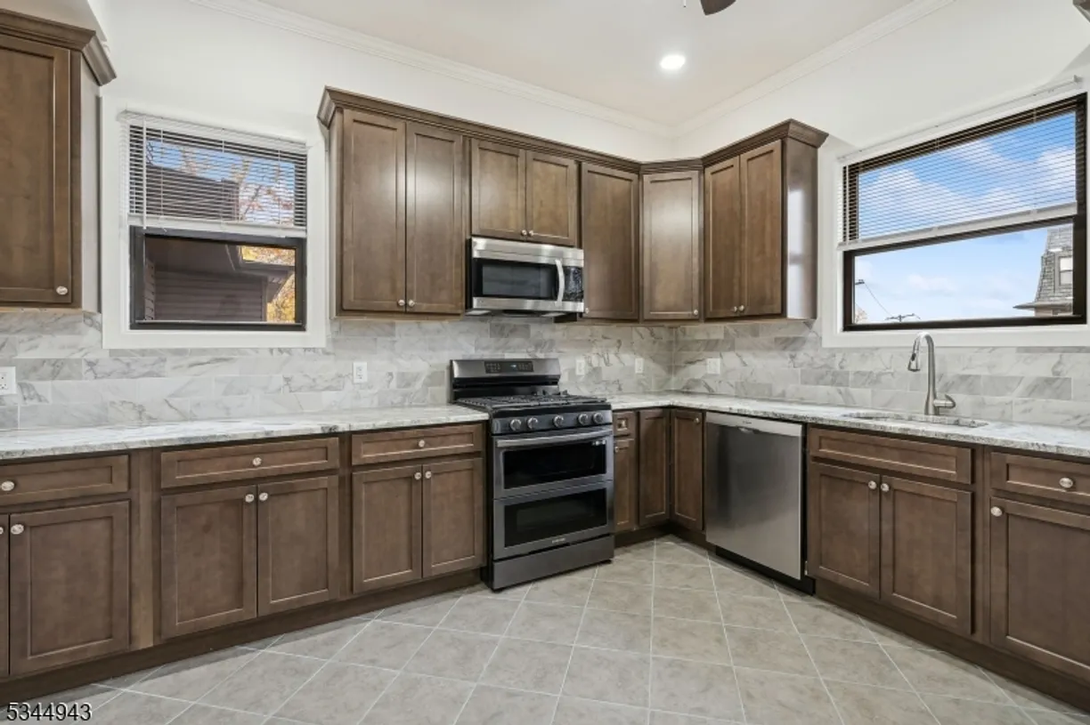 Jersey City/Hoboken Real Estate | View 346 Arlington Ave | Listing