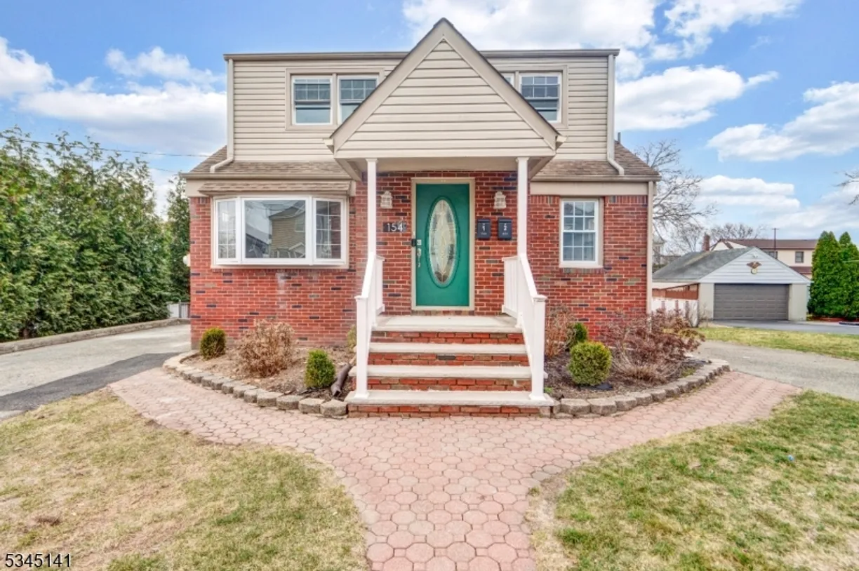 Jersey City/Hoboken Real Estate | View 154 Orchard St | Listing