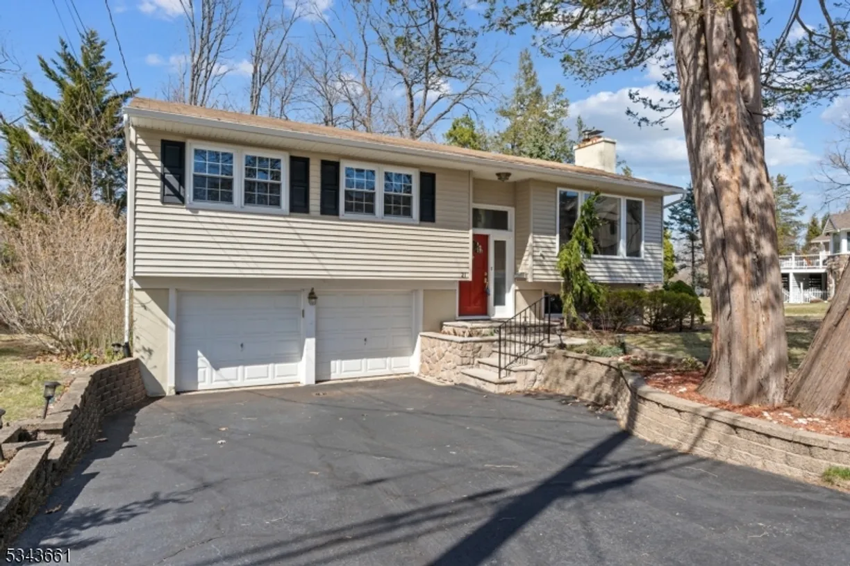 Bergen County Real Estate | View 21 Heighwood Trl | Listing