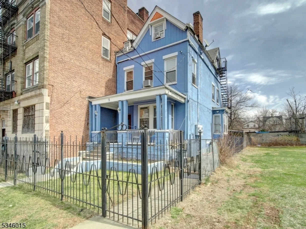Rockland/Orange/NJ Real Estate | View 33 N 9Th St | Listing