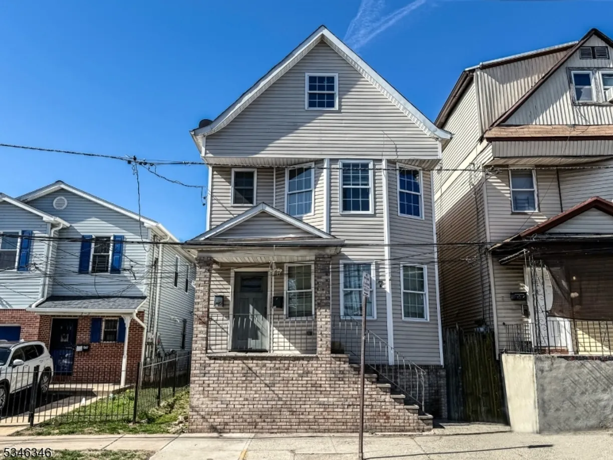 Rockland/Orange/NJ Real Estate | View 7 Winans Ave | 3 Baths