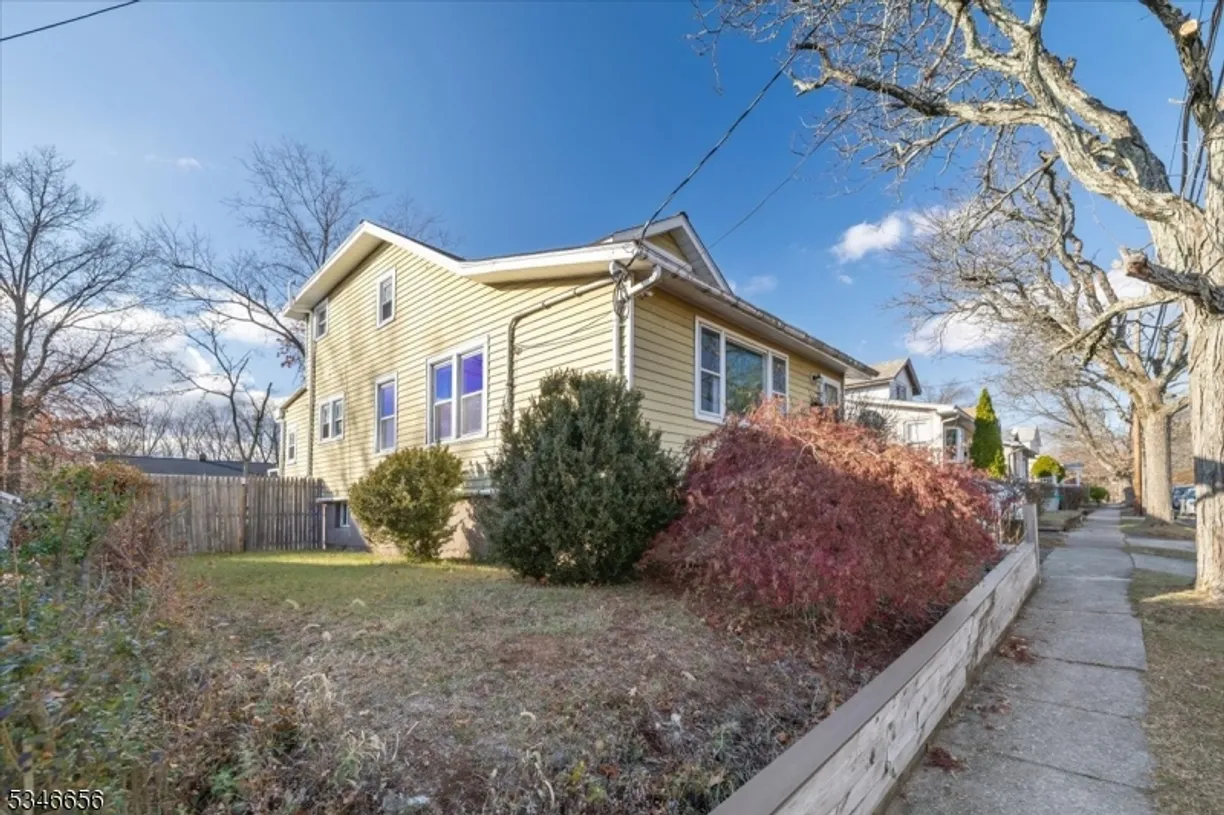 Jersey City/Hoboken Real Estate | View 424 S 8Th Ave | Listing