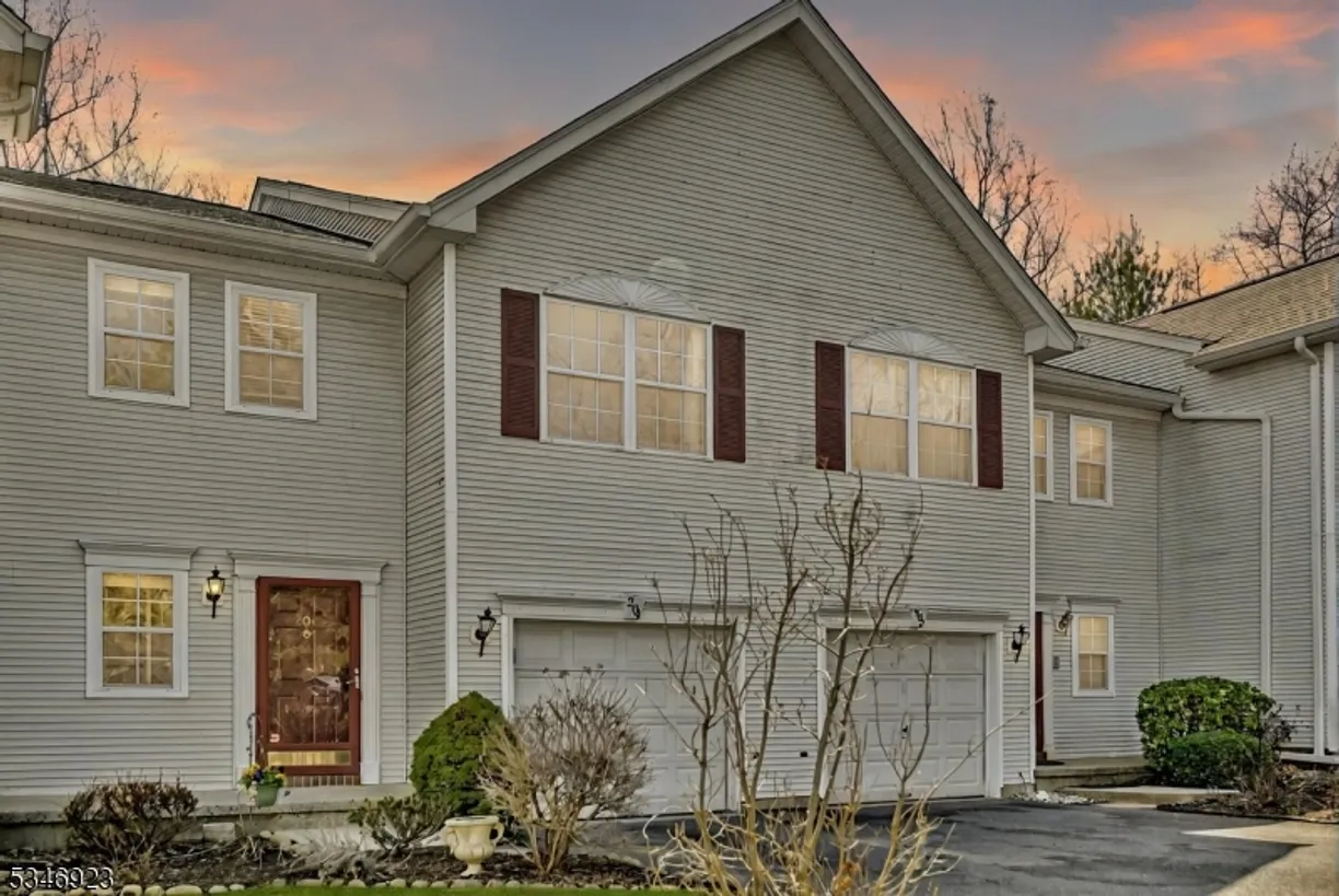 Central NJ/Bucks County, PA Real Estate | View 204 Camelot Ct | 2 Beds