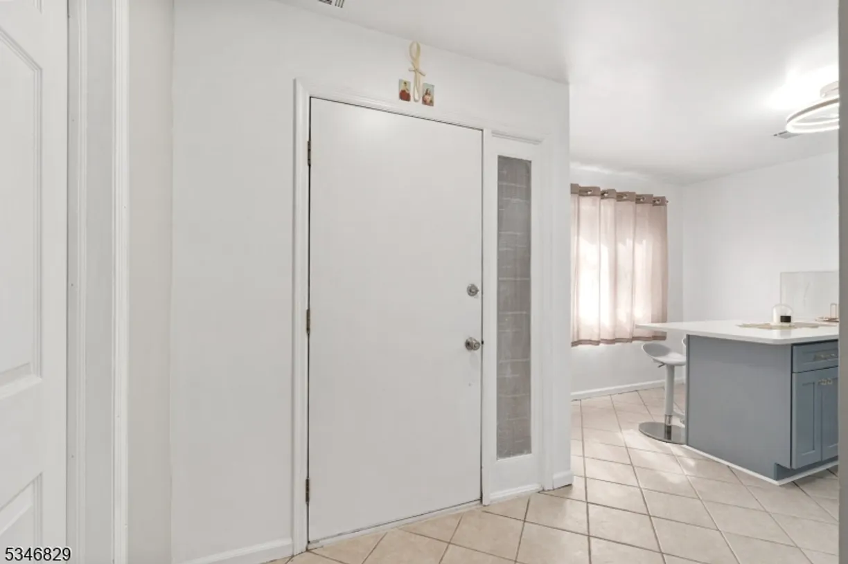 Jersey City/Hoboken Real Estate | View 4 Village Way  L3, 3 | Listing