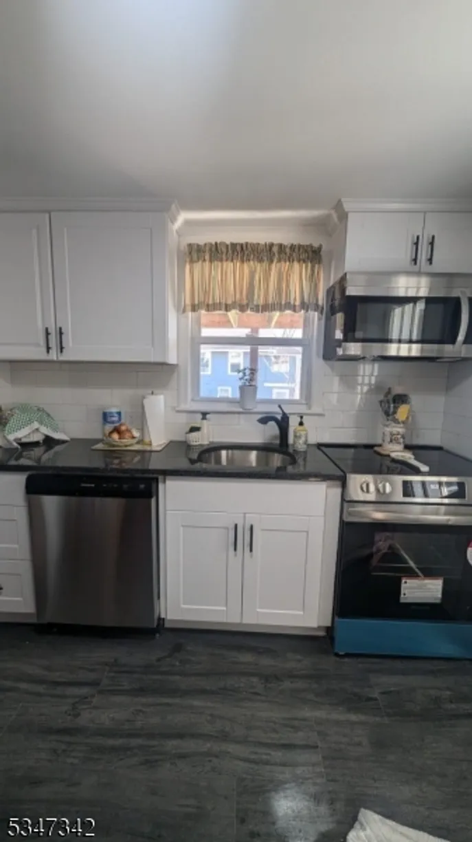 Central NJ/Bucks County, PA Real Estate | View 9 Beavers St | Listing