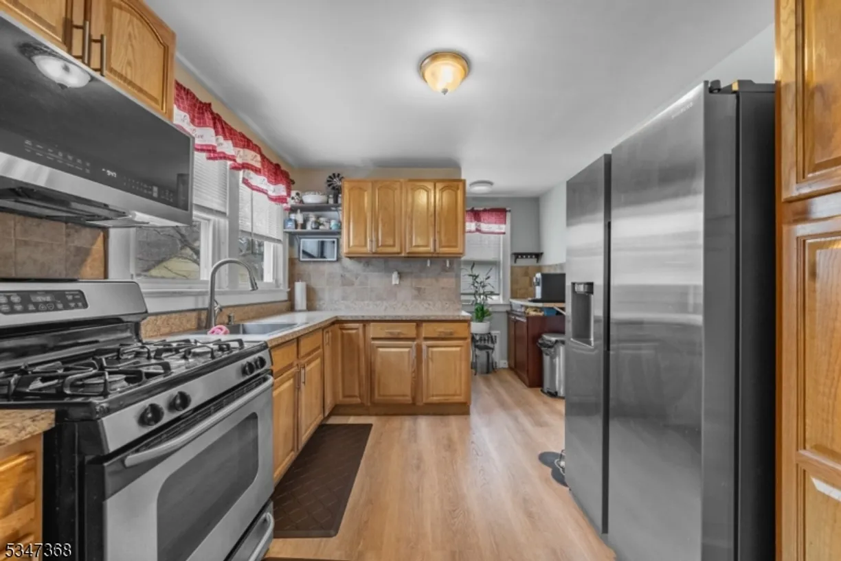 Jersey City/Hoboken Real Estate | View 7 Nash Ave | Listing
