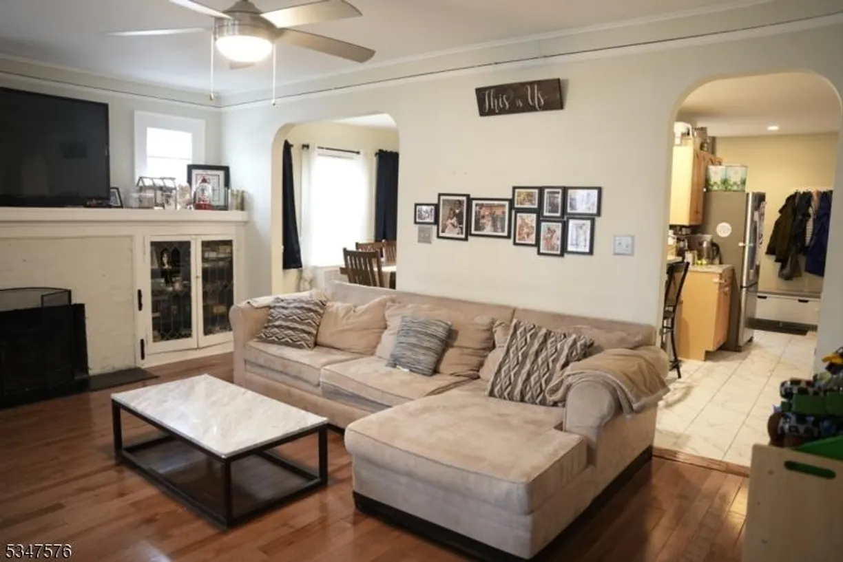 Jersey City/Hoboken Real Estate | View 32 Fontaine Ave | 4 Beds, 1 Bath