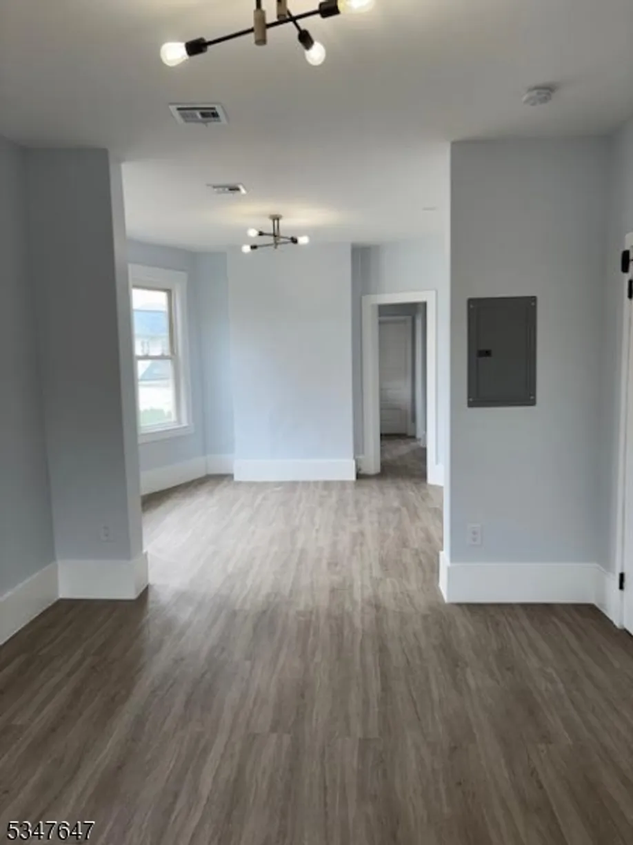 Jersey City/Hoboken Real Estate | View 203 Main St, 2 | Listing