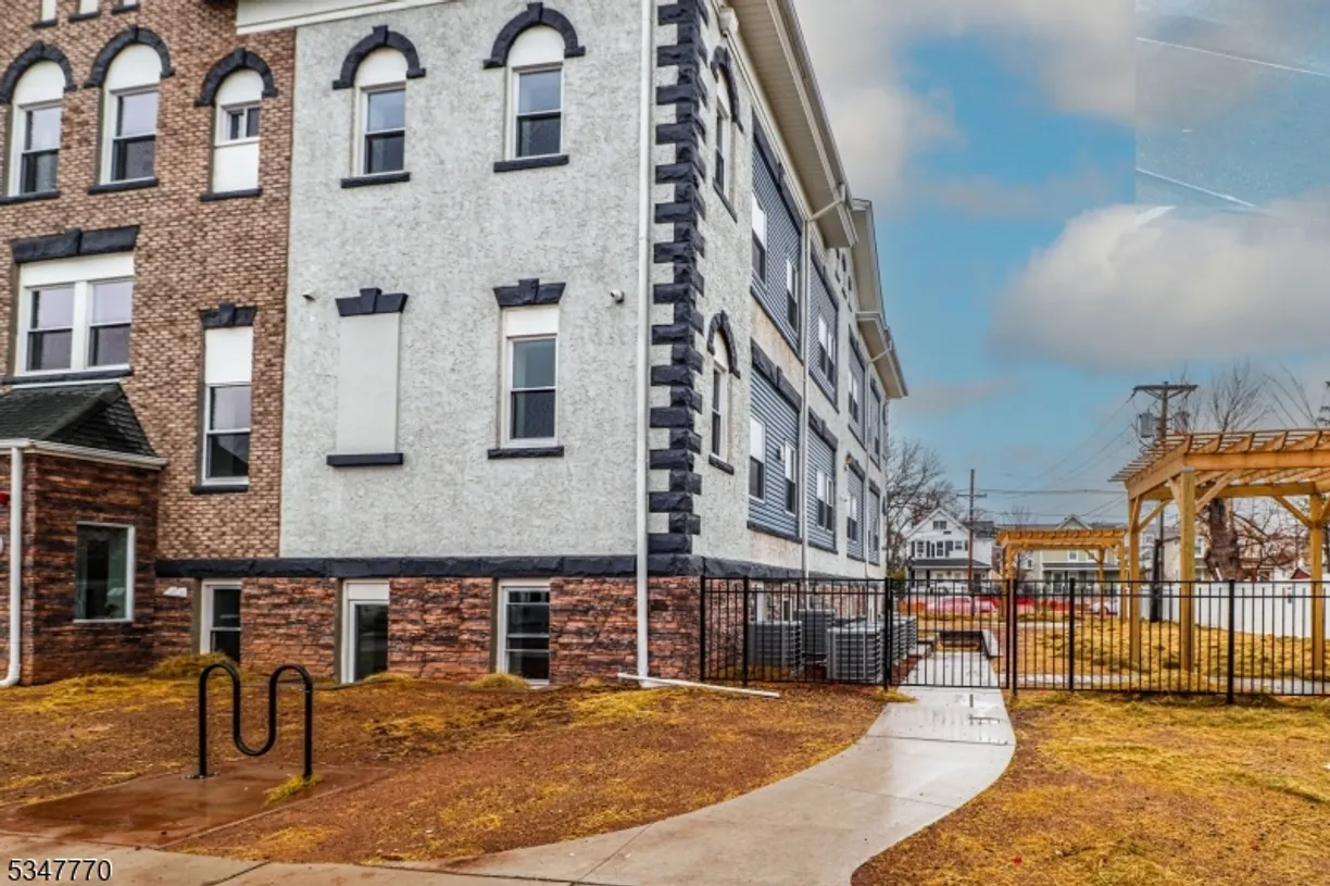 Central NJ/Bucks County, PA Real Estate | View 33 Second St | Listing