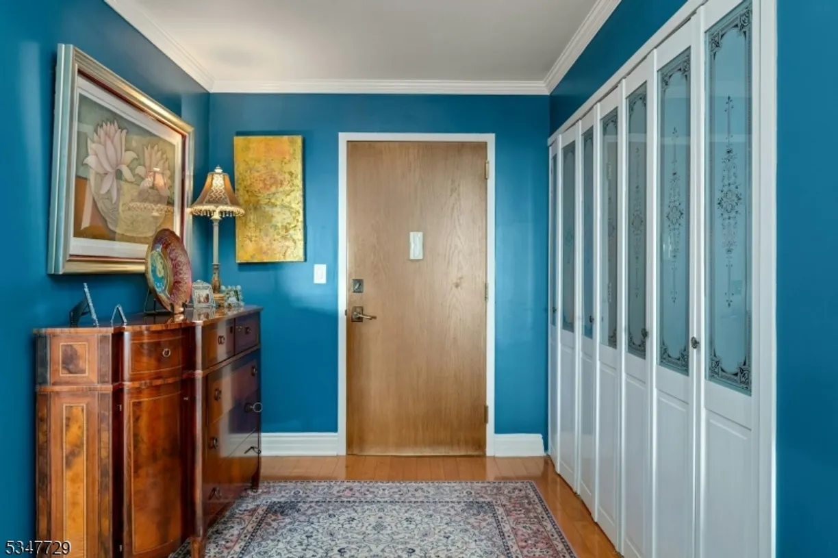 Jersey City/Hoboken Real Estate | View 2 Claridge Dr, 9EW | Listing