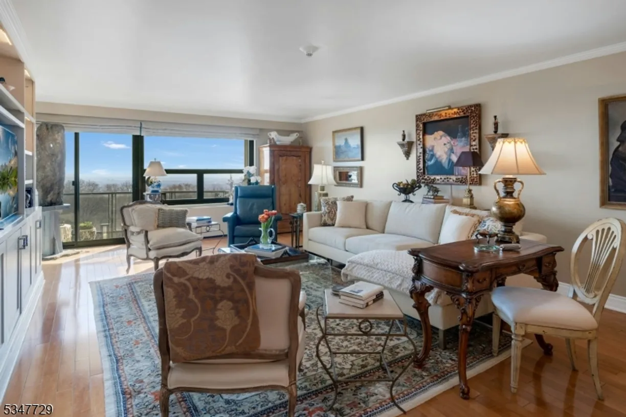 Jersey City/Hoboken Real Estate | View 2 Claridge Dr, 9EW | Listing