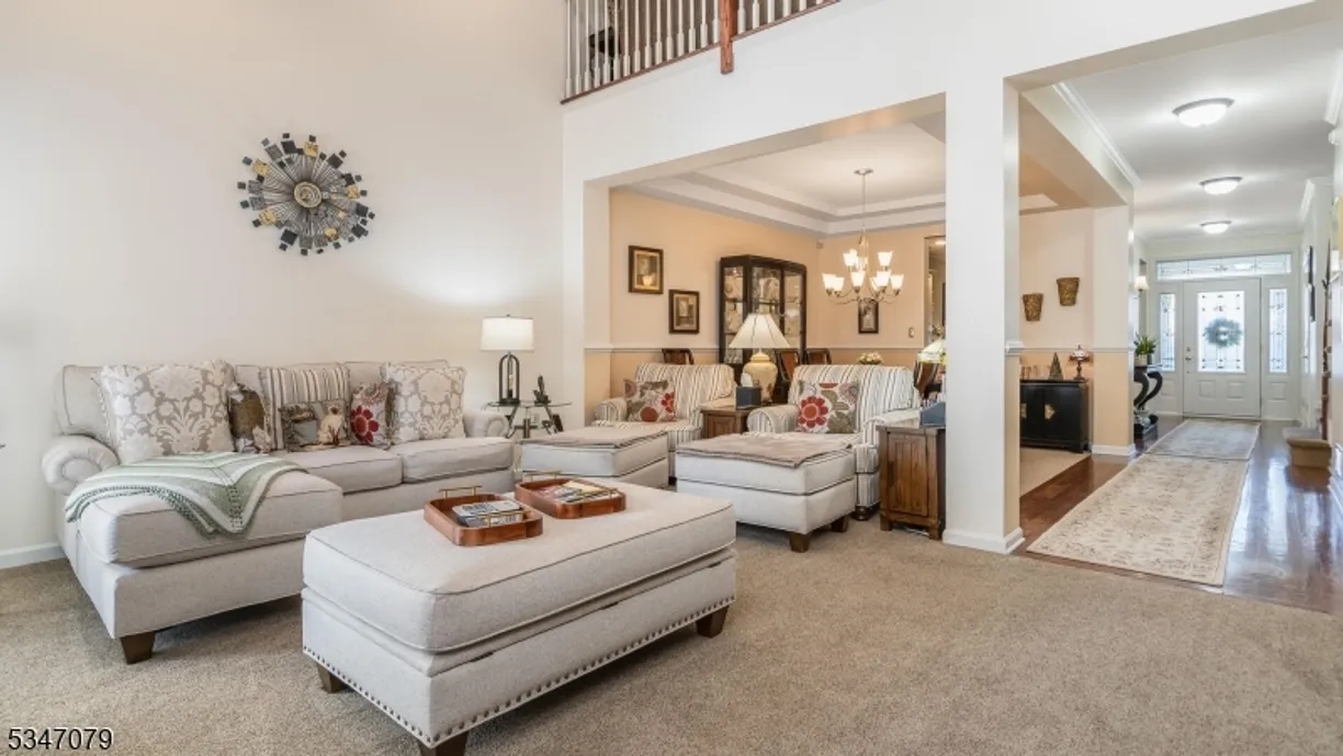 Central NJ/Bucks County, PA Real Estate | View 2 Kestrel Ct | 3 Beds