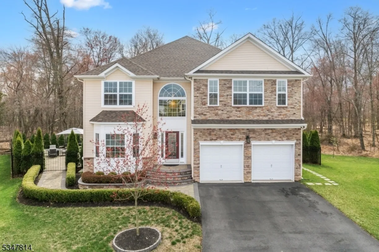 Jersey City/Hoboken Real Estate | View 17 Lisi Ct | 4 Beds