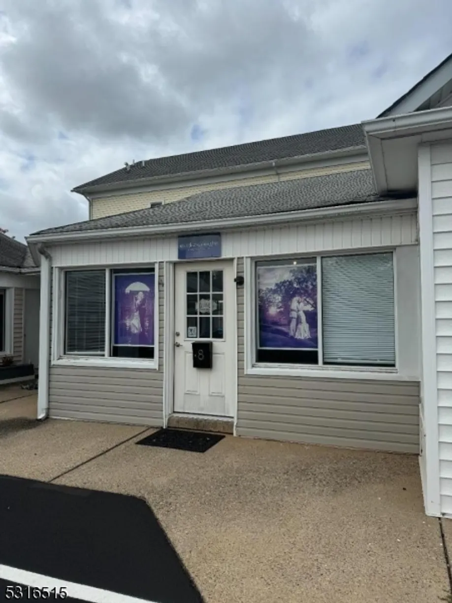 Central NJ/Bucks County, PA Real Estate | View 117 Broad St - Suite 8 | Listing