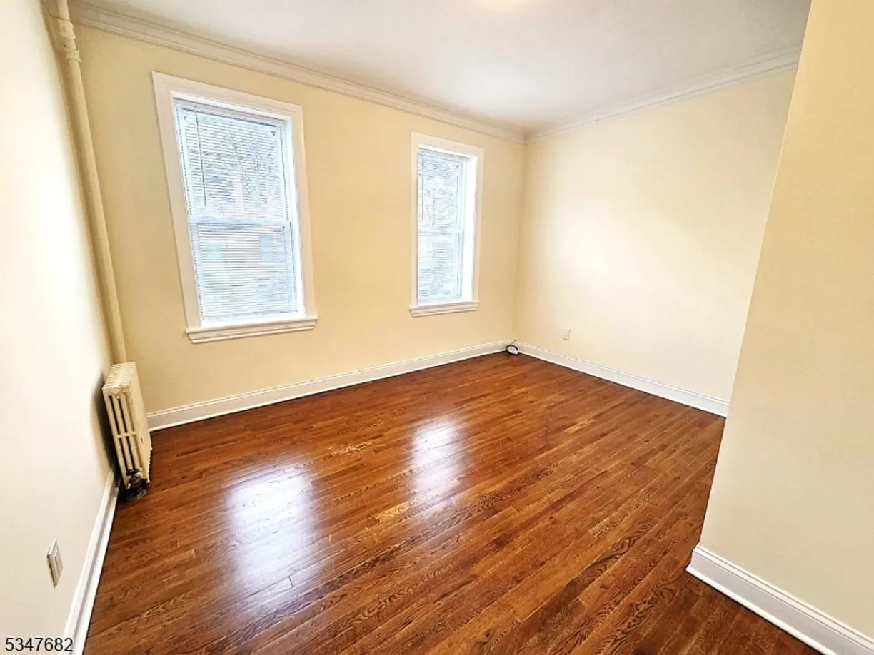 Jersey City/Hoboken Real Estate | View 31 Macarthur Ave | Listing