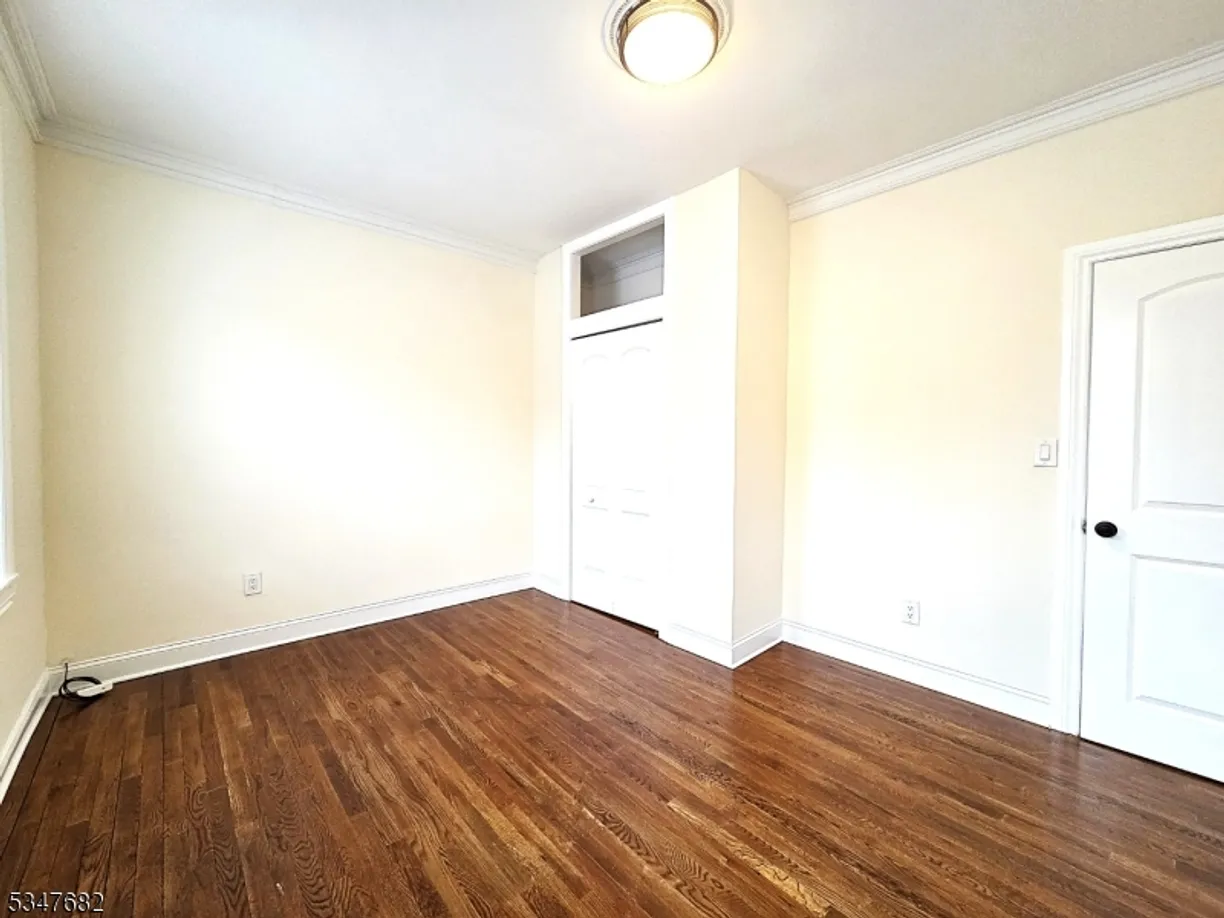 Jersey City/Hoboken Real Estate | View 31 Macarthur Ave | Listing