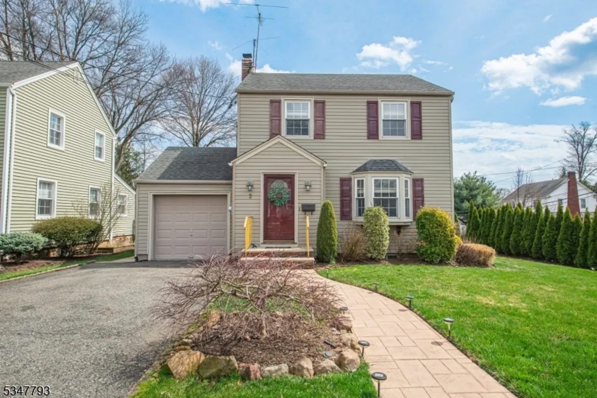 Jersey City/Hoboken Real Estate | View 2 Povershon Rd | 3 Beds