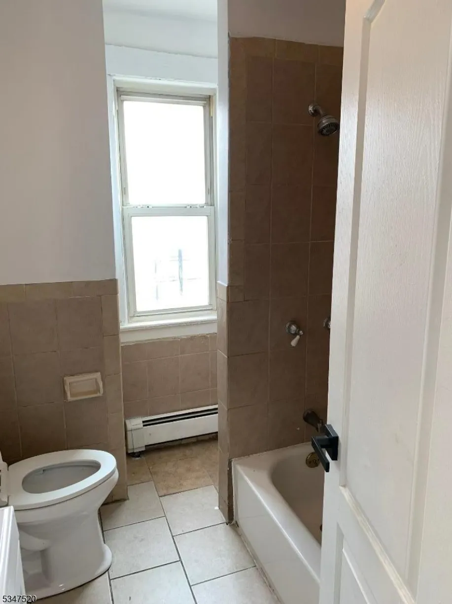 Rockland/Orange/NJ Real Estate | View 51 Becker Ter, 3 | 1 Bed, 1 Bath