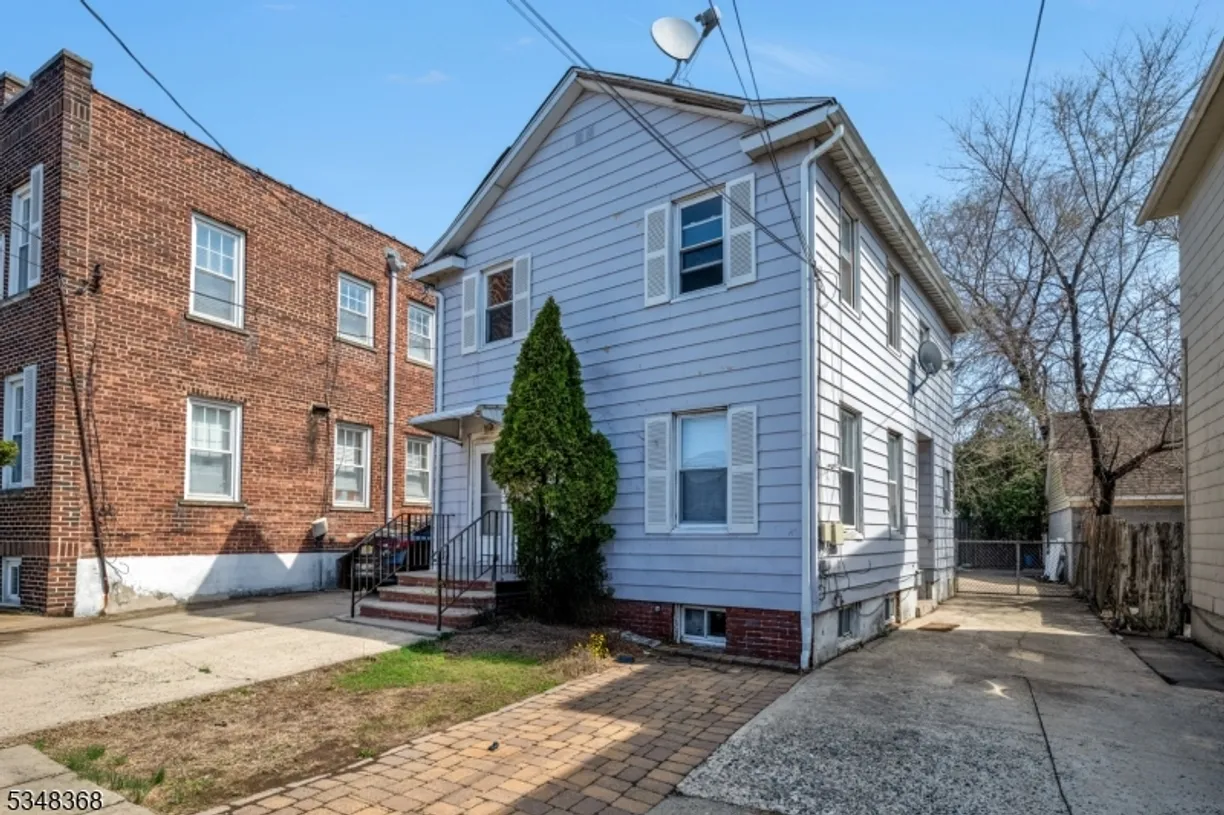 Jersey City/Hoboken Real Estate | View 10 Humbert St