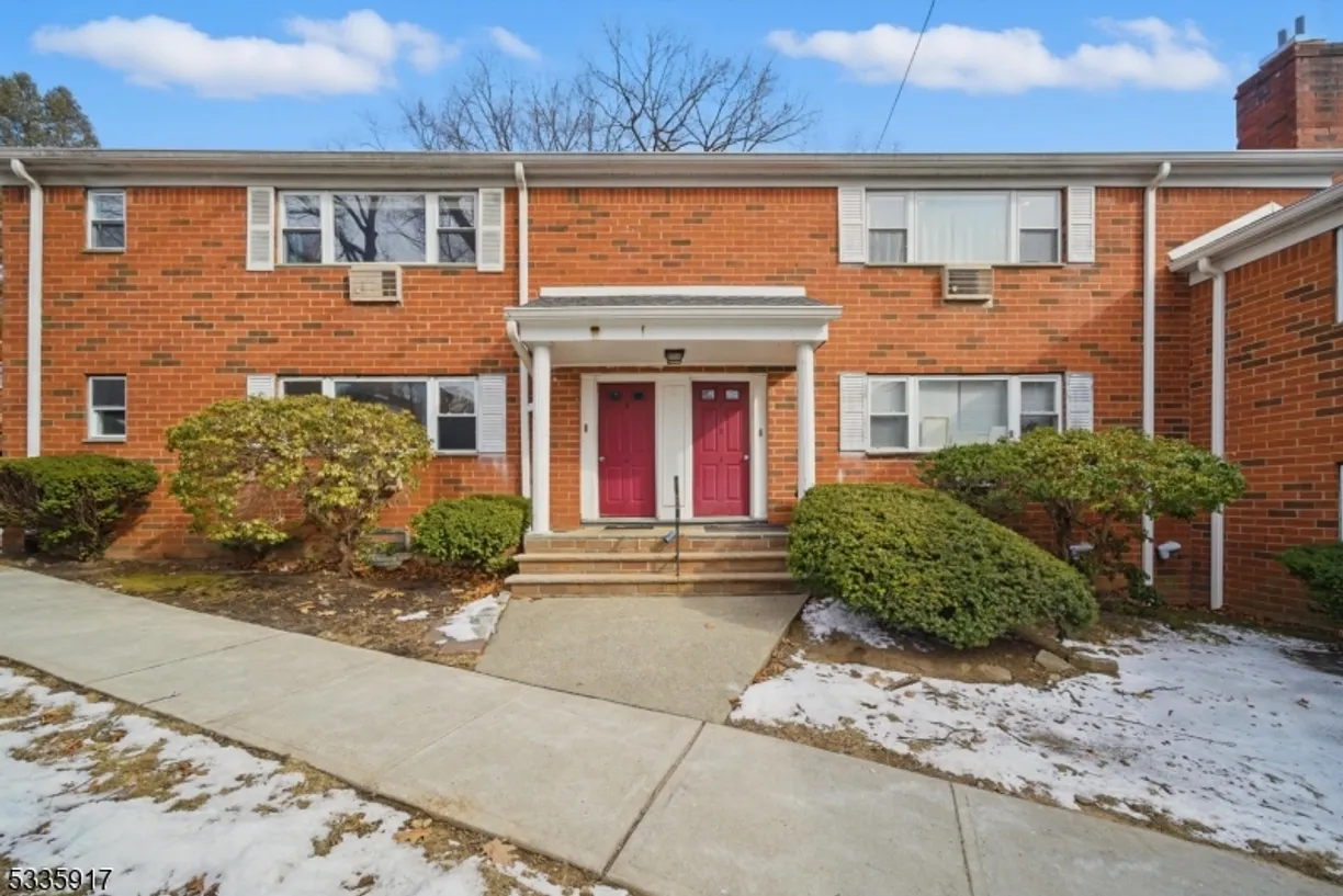 Jersey City/Hoboken Real Estate | View 2467 State Route 10, 2B | 1 Bed