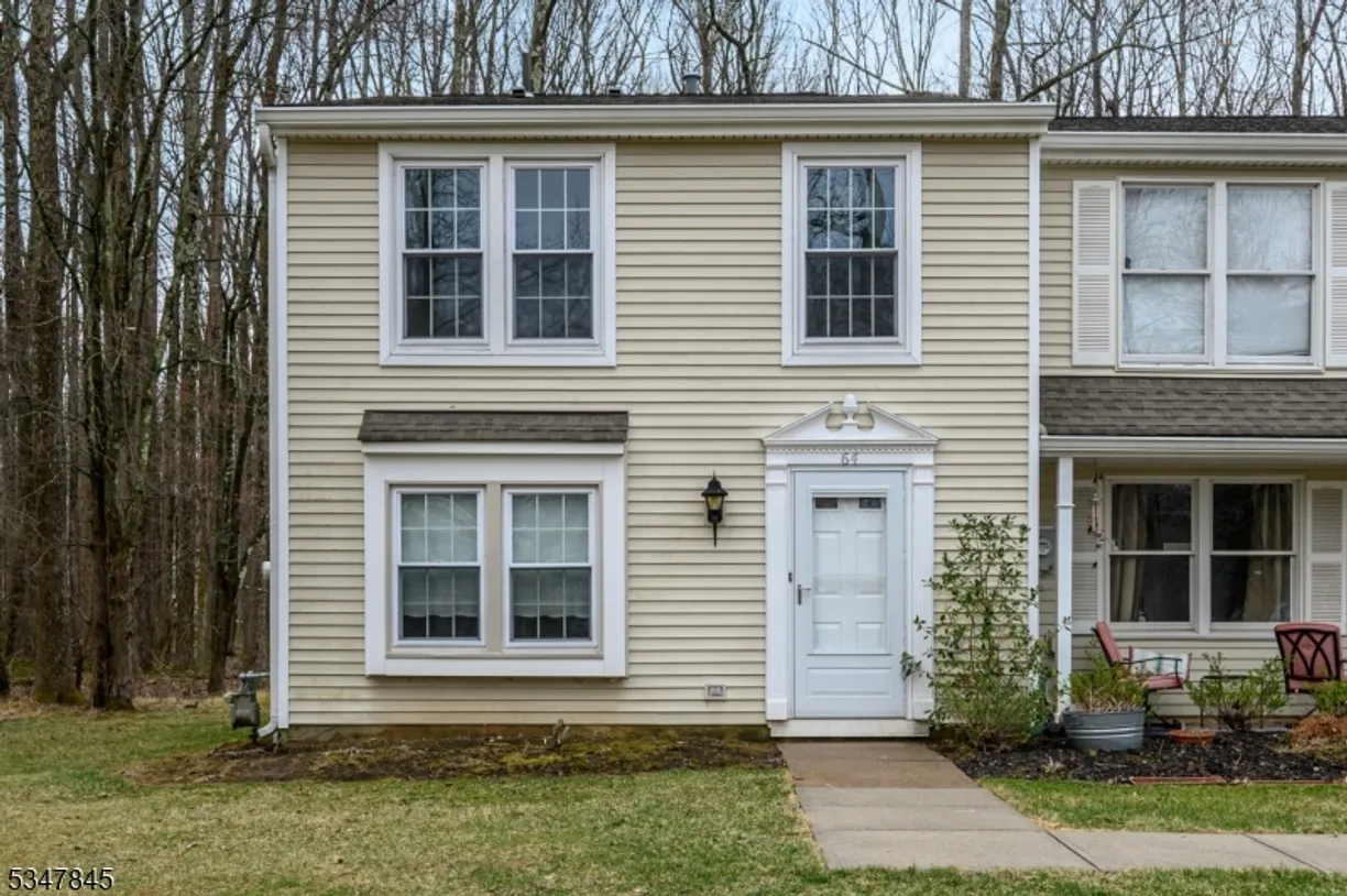 Jersey City/Hoboken Real Estate | View 64 Cottonwood Court | 3 Beds