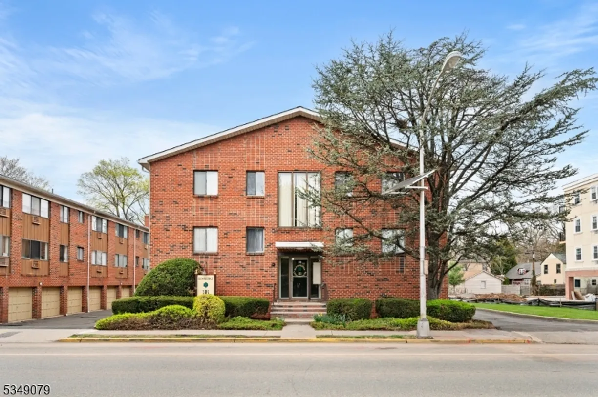 Jersey City/Hoboken Real Estate | View 218 Broad St, 8 | 1 Bed