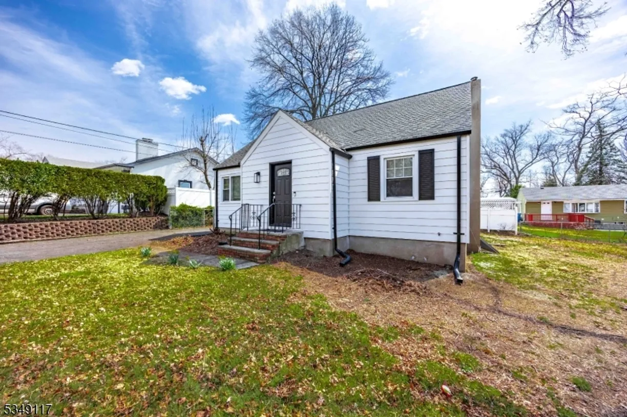 Jersey City/Hoboken Real Estate | View 38 Arcadian Way | Listing