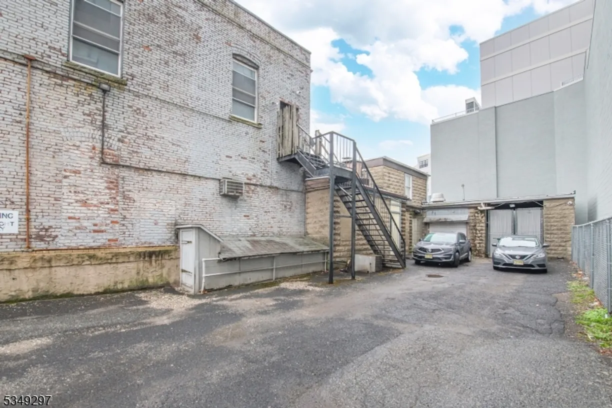 Jersey City/Hoboken Real Estate | View 606 Bloomfield Ave | Listing
