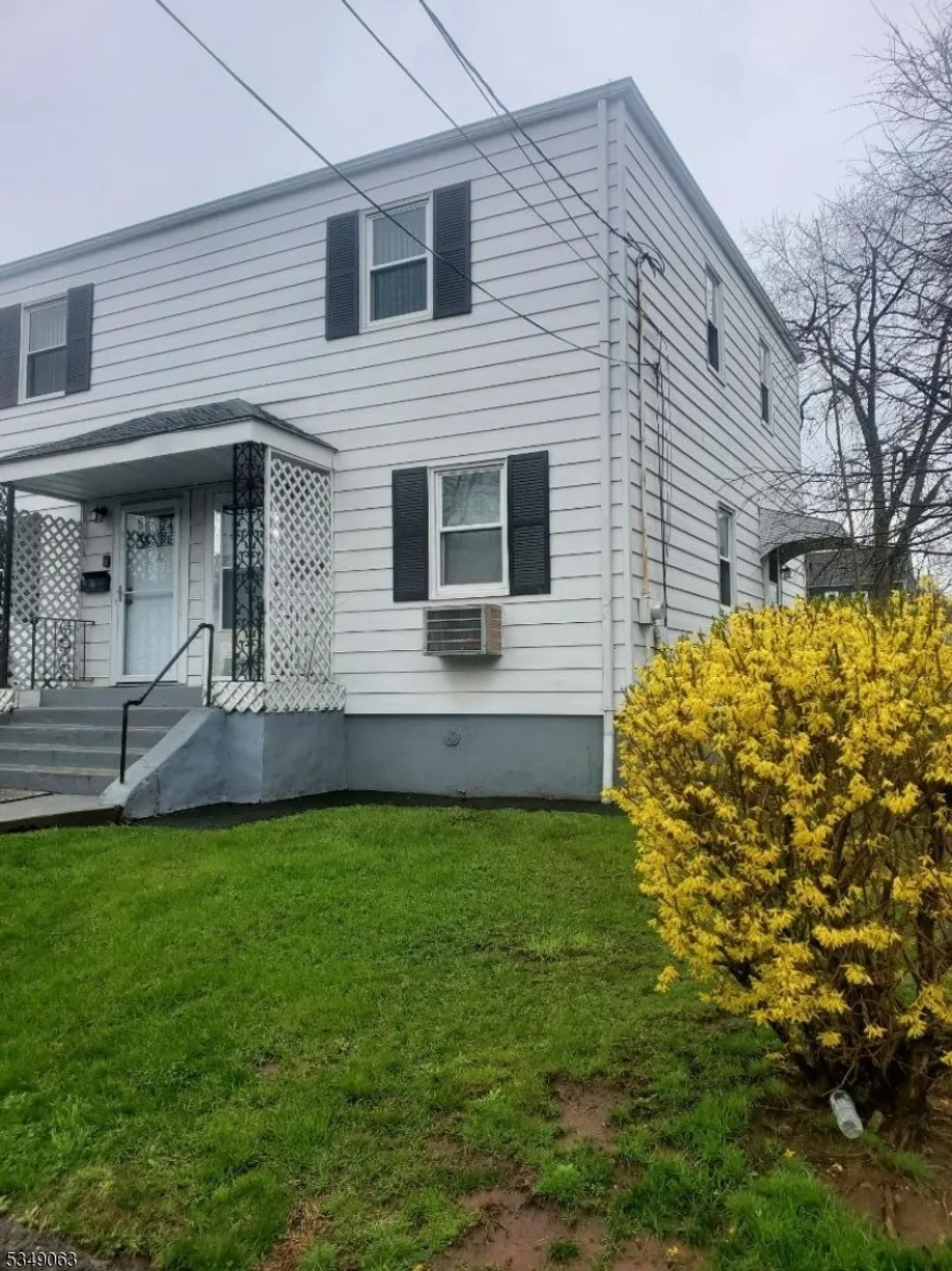 Jersey City/Hoboken Real Estate | View 224 North 17th Street | 2 Beds, 1 Bath