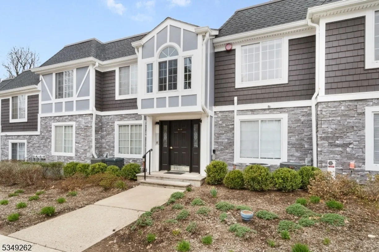 Jersey City/Hoboken Real Estate | View 119 Village Dr | 2 Beds, 2 Baths